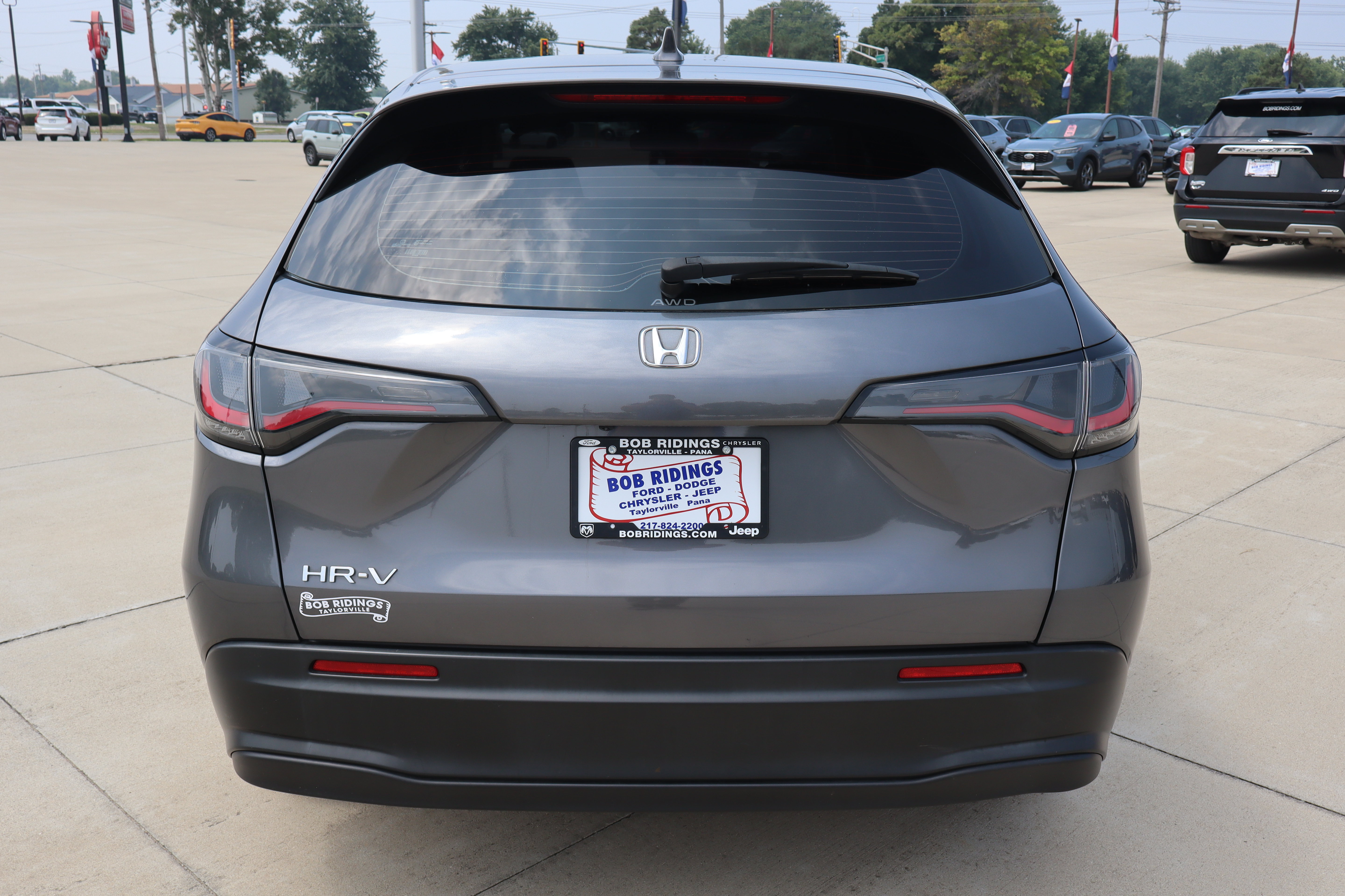 Used 2024 Honda HR-V LX image 7