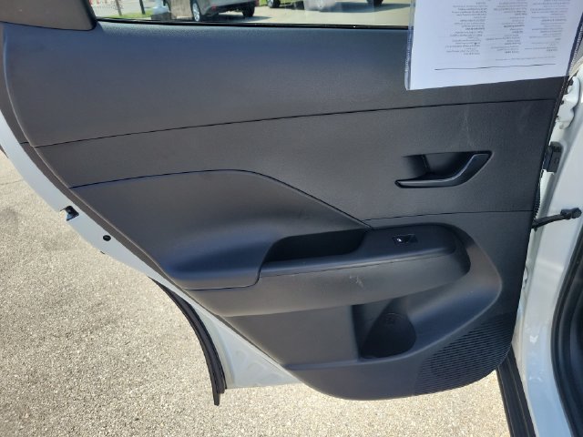 Used 2025 Hyundai Kona SEL FWD image 16