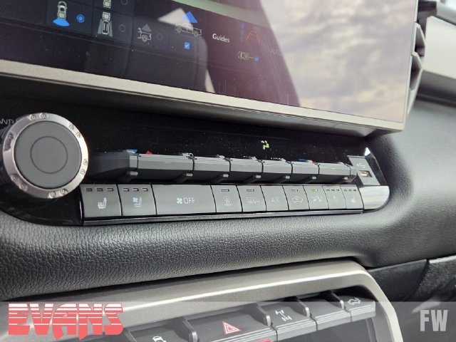 New 2026 Toyota Tundra Limited AWD/4WD image 11