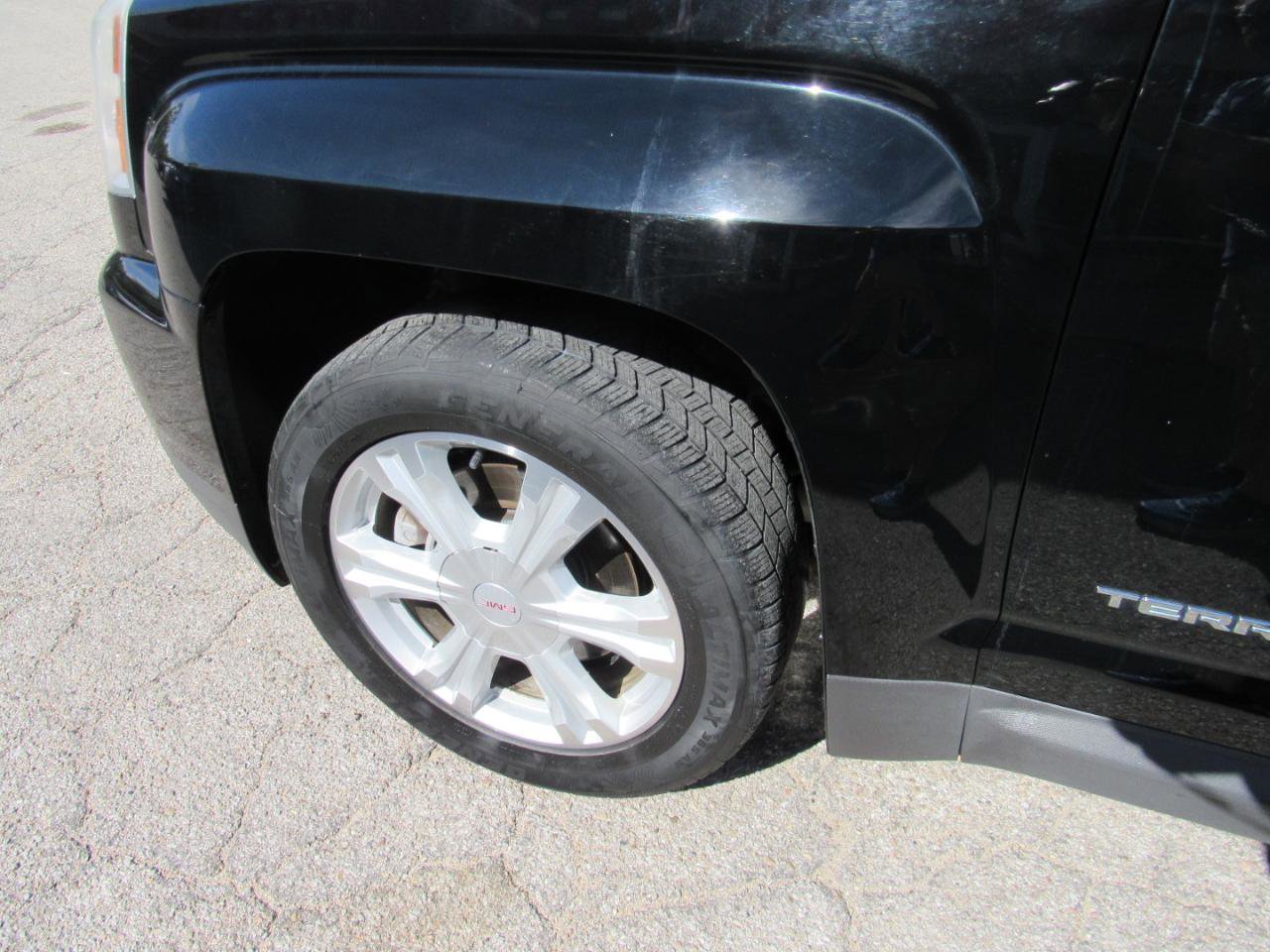 Used 2017 GMC Terrain SLE w/ Convenience Package AWD/4WD image 39