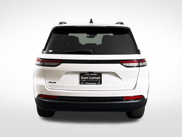 New 2025 Jeep Grand Cherokee Altitude AWD/4WD image 6