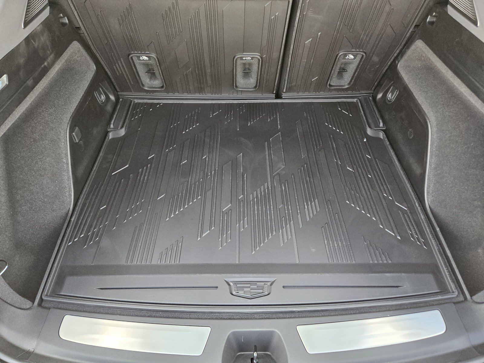 New 2026 Cadillac Optiq Luxury 1 RWD image 22