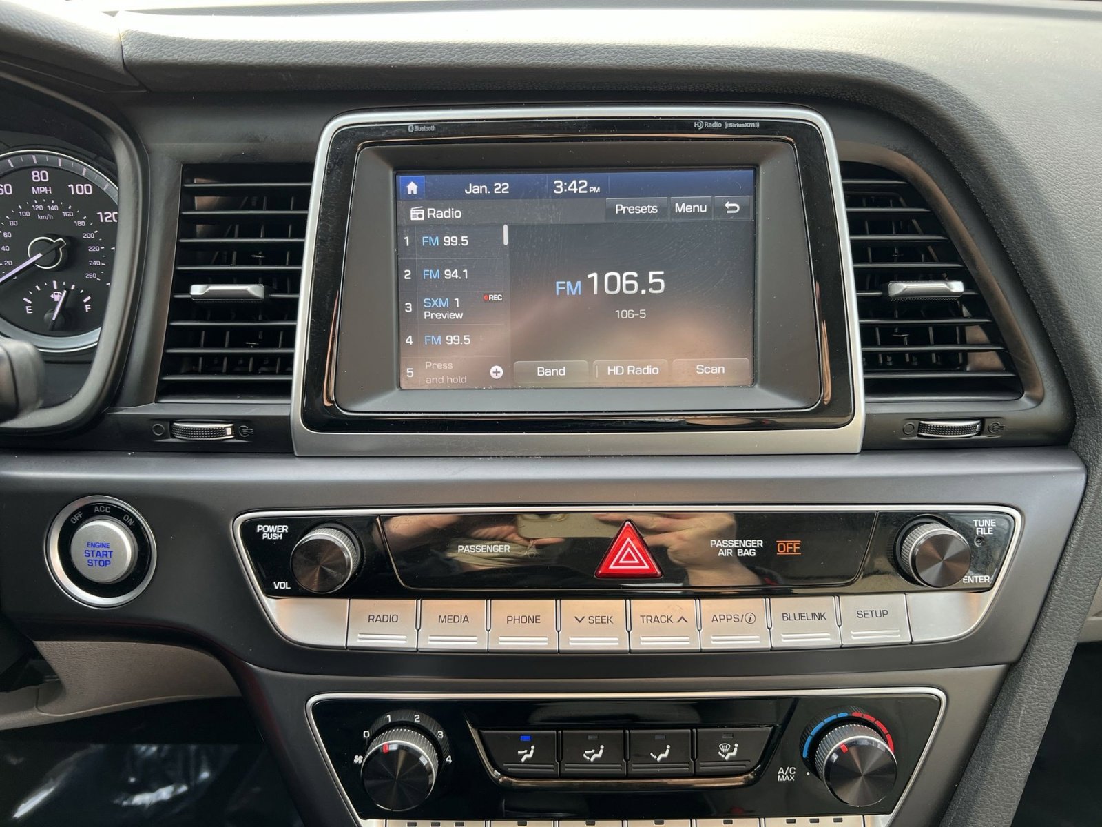 Used 2018 Hyundai Sonata SEL image 18