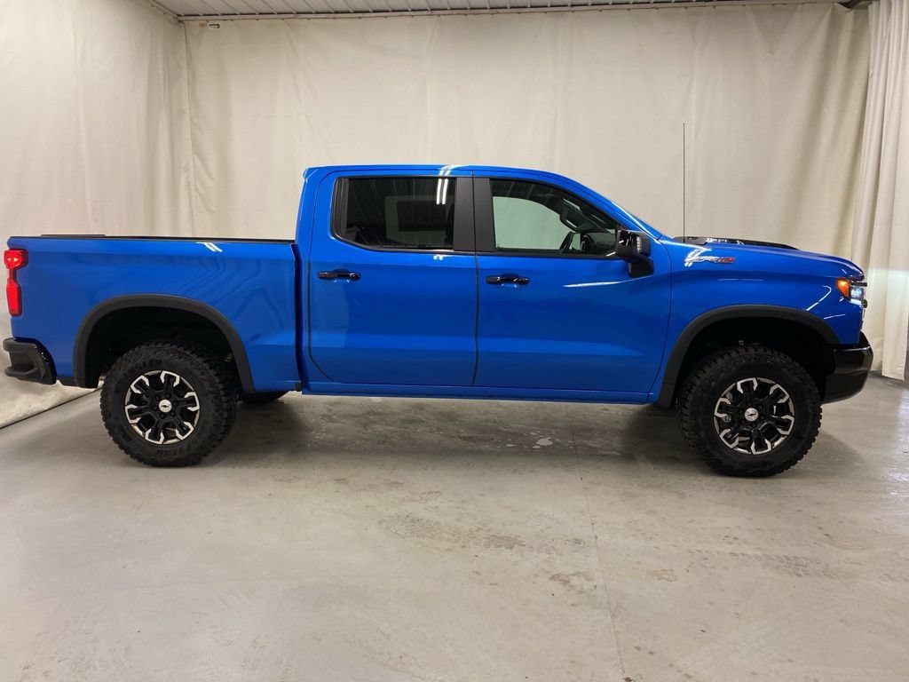 New 2025 Chevrolet Silverado 1500 ZR2 w/ Technology Package AWD/4WD image 9
