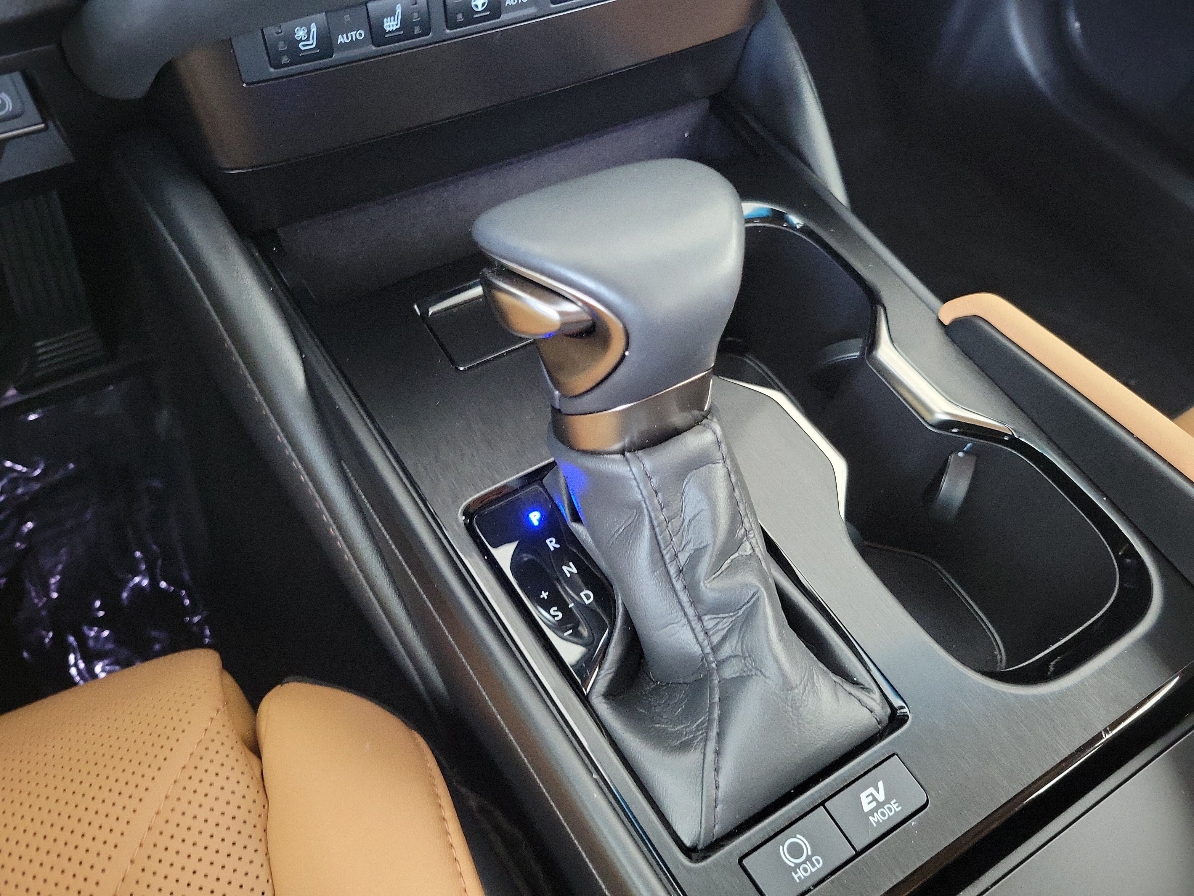Used 2024 Lexus ES 300h w/ Technology Package FWD image 33