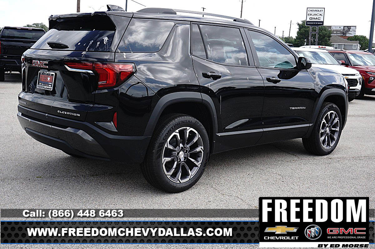 New 2026 GMC Terrain Elevation w/ Elevation Premium Package FWD image 7