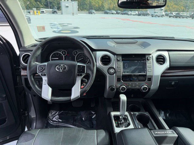 Used 2015 Toyota Tundra Limited w/ Limited Premium Package AWD/4WD image 11