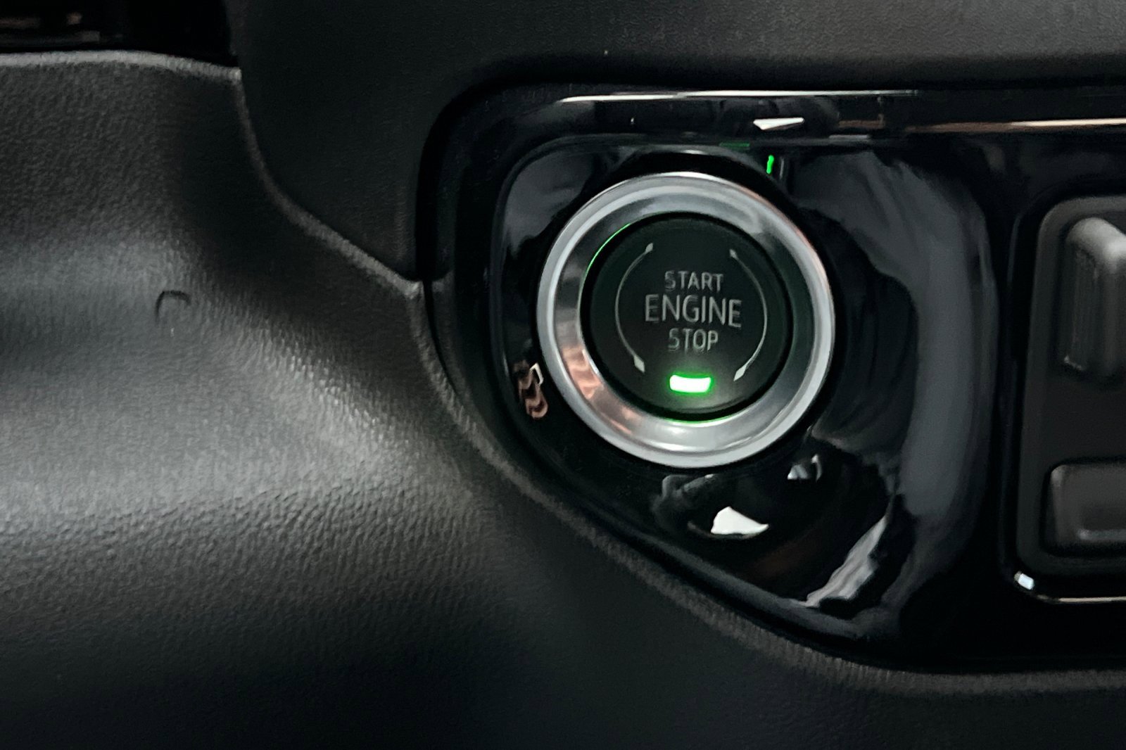 New 2026 GMC Sierra 1500 Elevation image 21