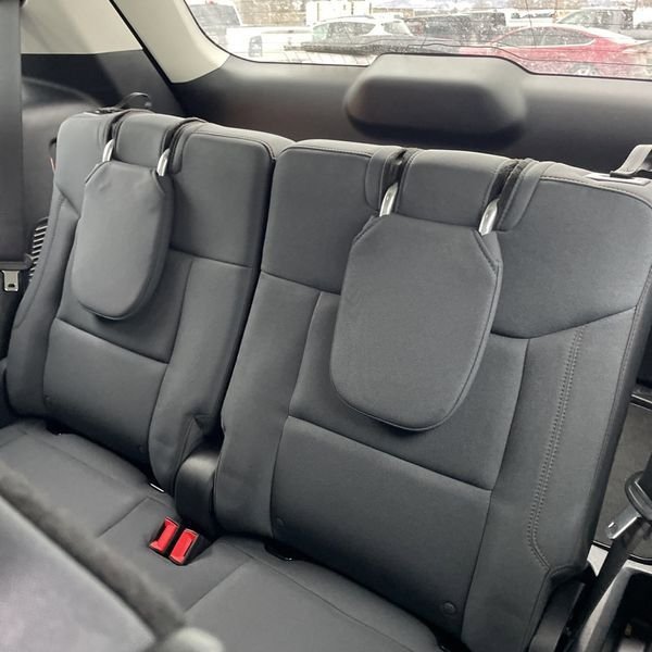 Used 2025 Ford Explorer Active image 13