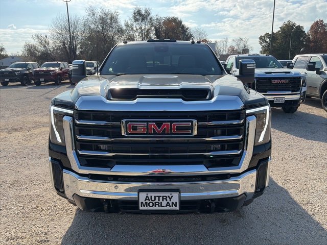 New 2026 GMC Sierra 3500 SLT image 9