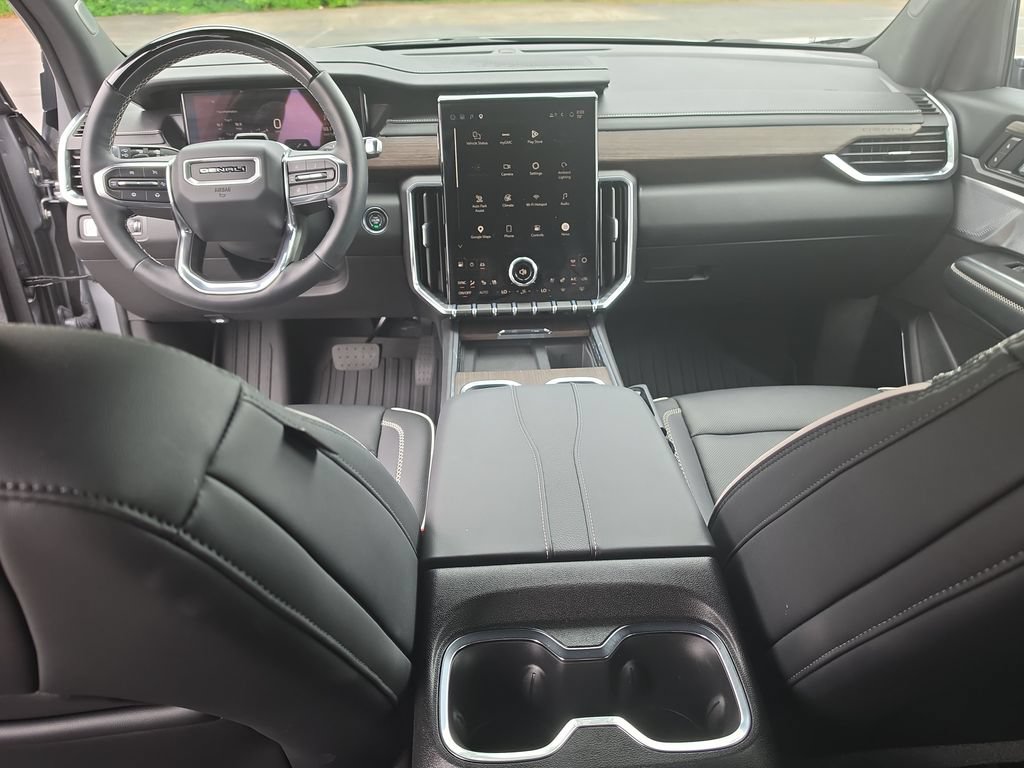 Certified 2025 GMC Acadia Denali w/ Super Cruise Package FWD image 18