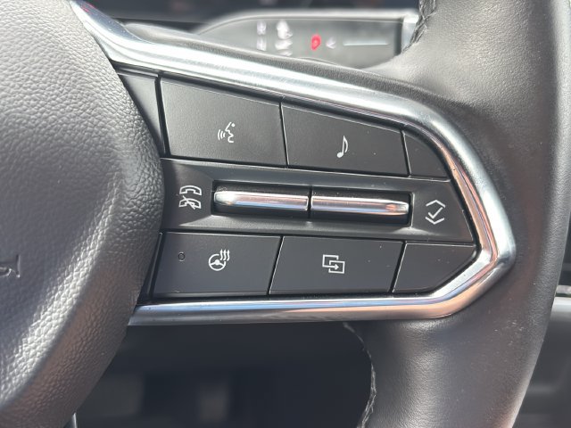 Used 2025 Chevrolet Equinox LT FWD image 22