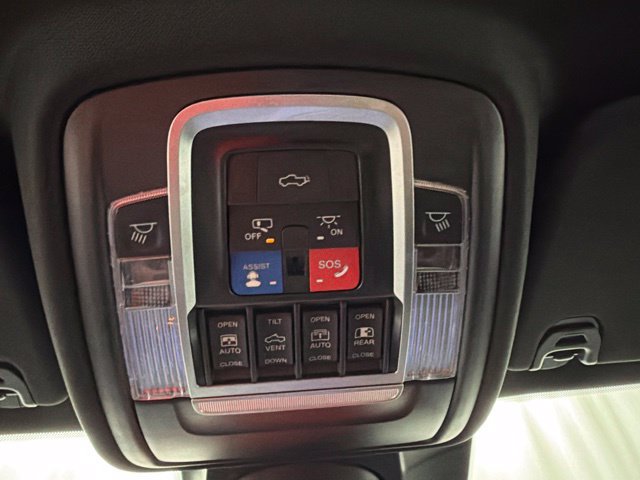 Used 2023 RAM 1500 Laramie AWD/4WD image 25