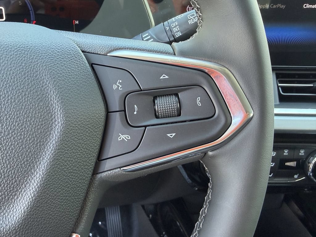 New 2026 Chevrolet Trax LT w/ Driver Confidence Package FWD image 30