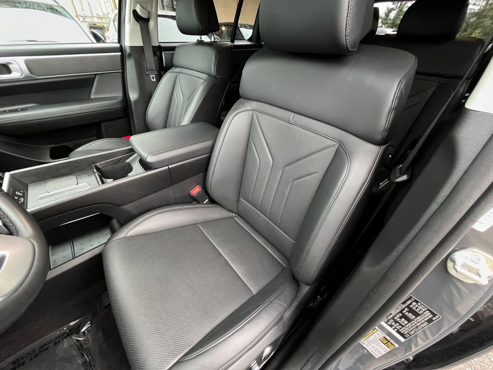 Used 2025 Hyundai Santa Fe SEL image 39