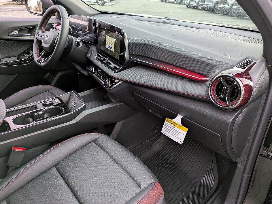 Used 2026 Chevrolet Equinox RS w/ Convenience Package III AWD/4WD image 34