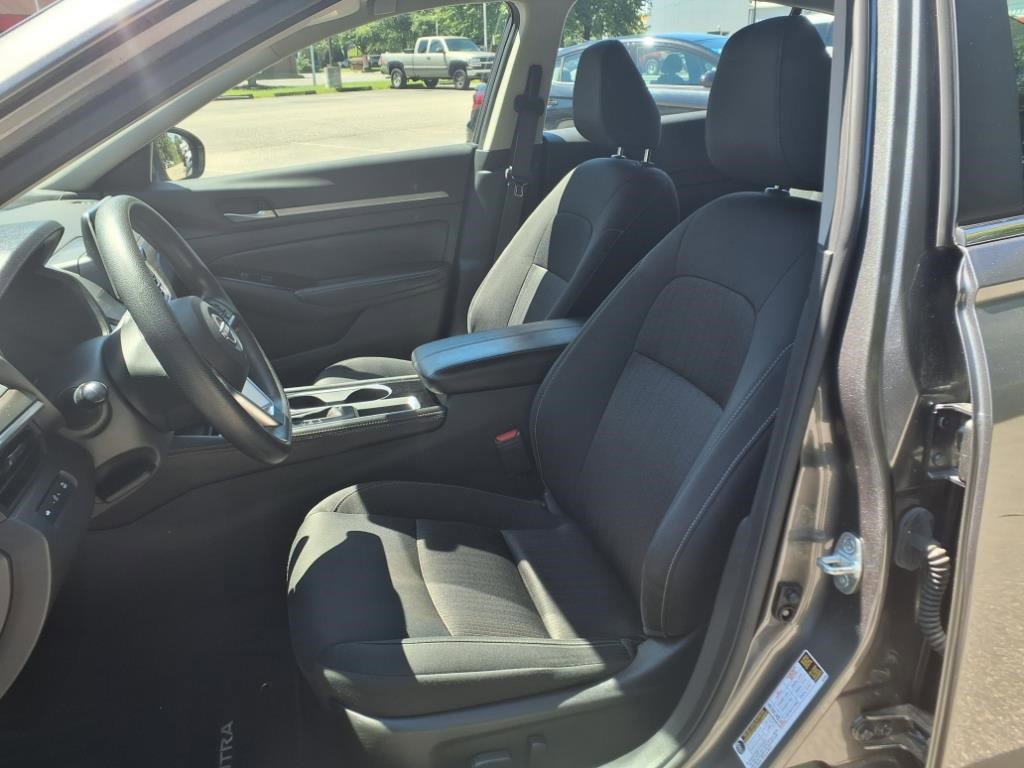 Used 2023 Nissan Altima 2.5 SV image 15