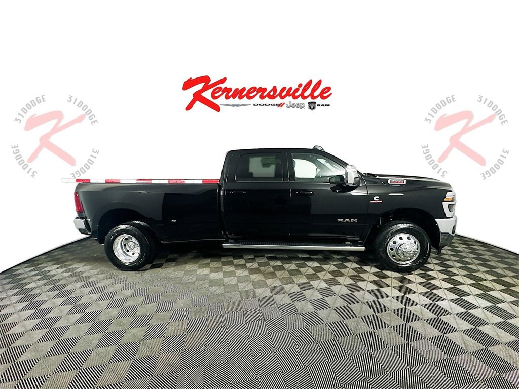 New 2025 RAM 3500 Laramie image 8