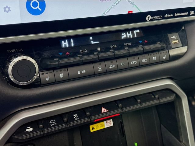 Used 2024 Toyota Tundra Platinum image 18