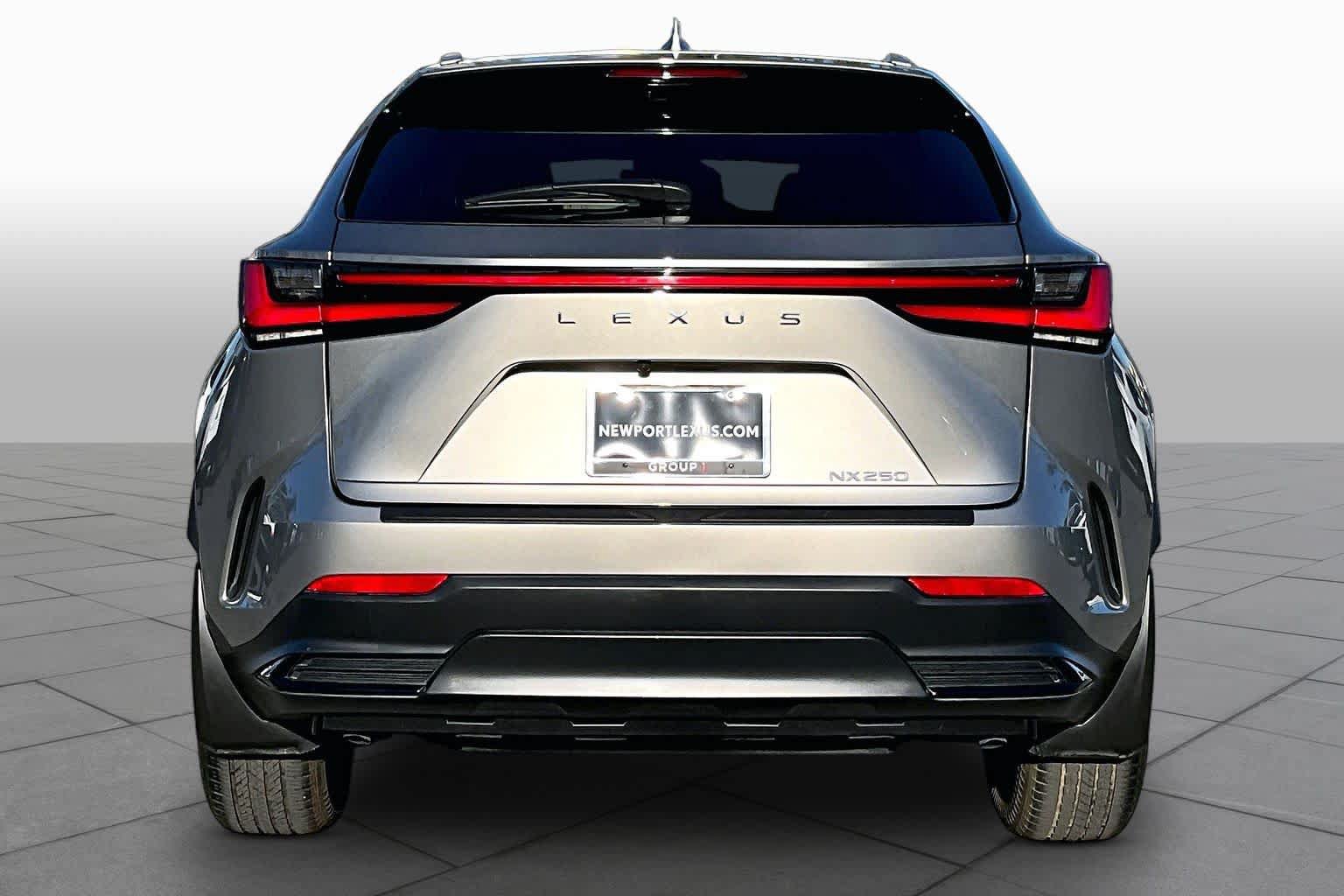 Certified 2024 Lexus NX 250 FWD image 4