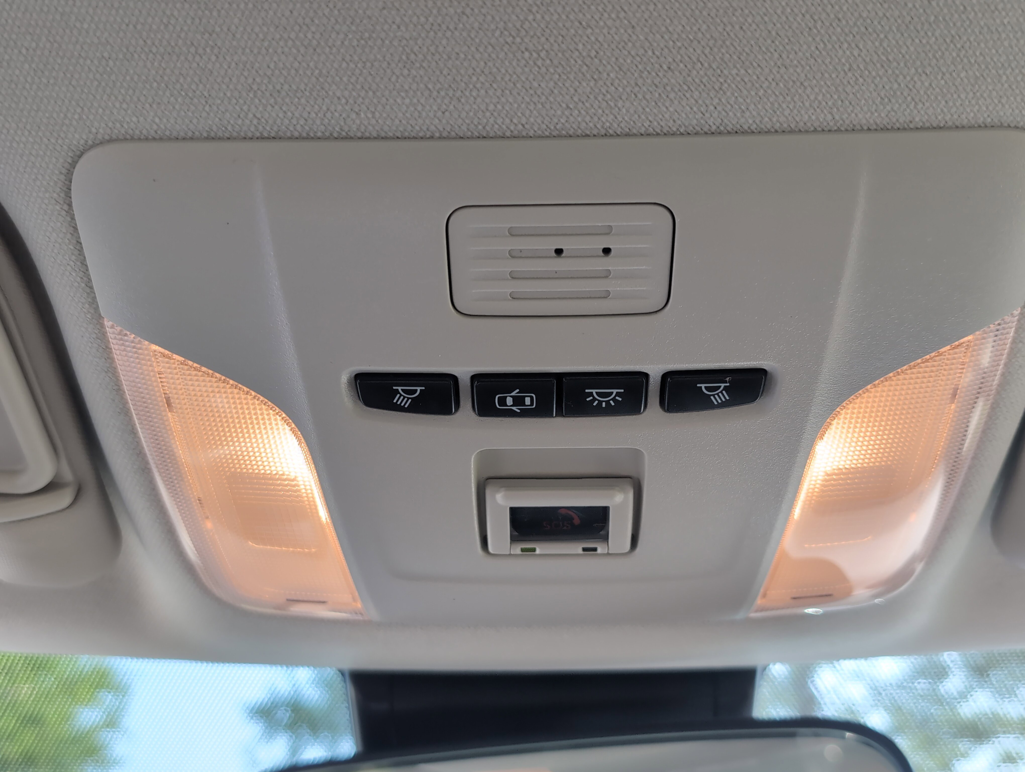 Certified 2021 Toyota Corolla LE FWD image 38