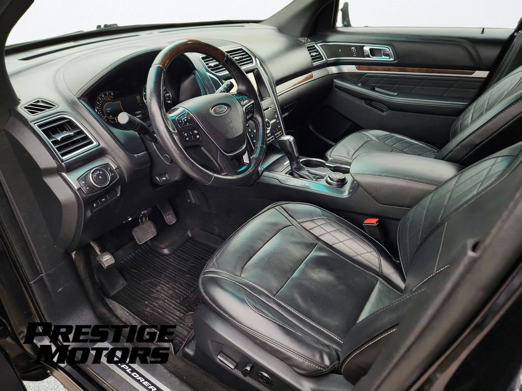 Used 2016 Ford Explorer Platinum AWD/4WD image 19