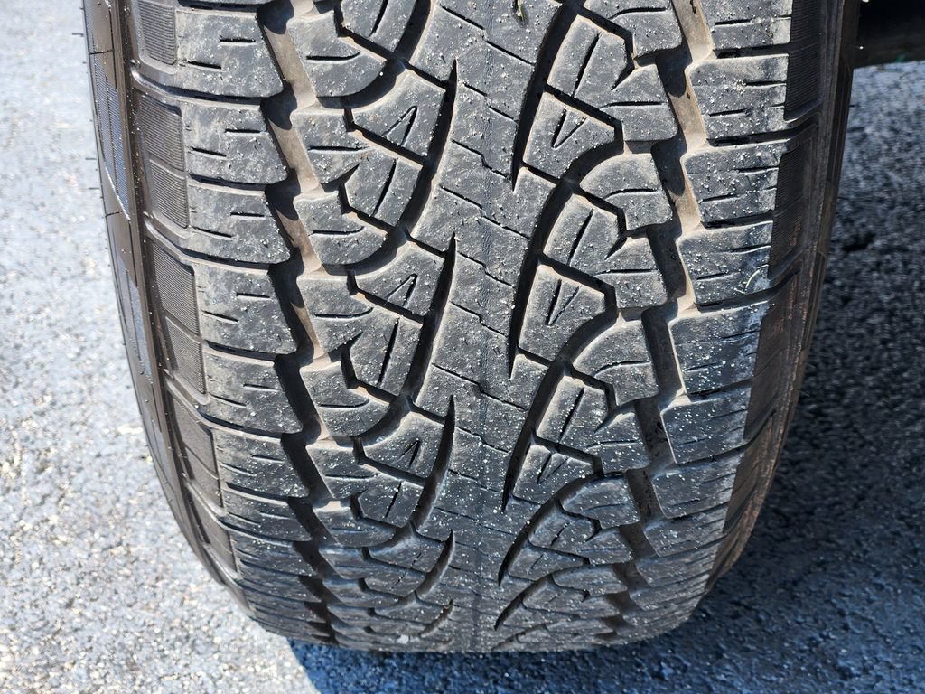 Used 2025 Ford Expedition Max Active AWD/4WD image 11