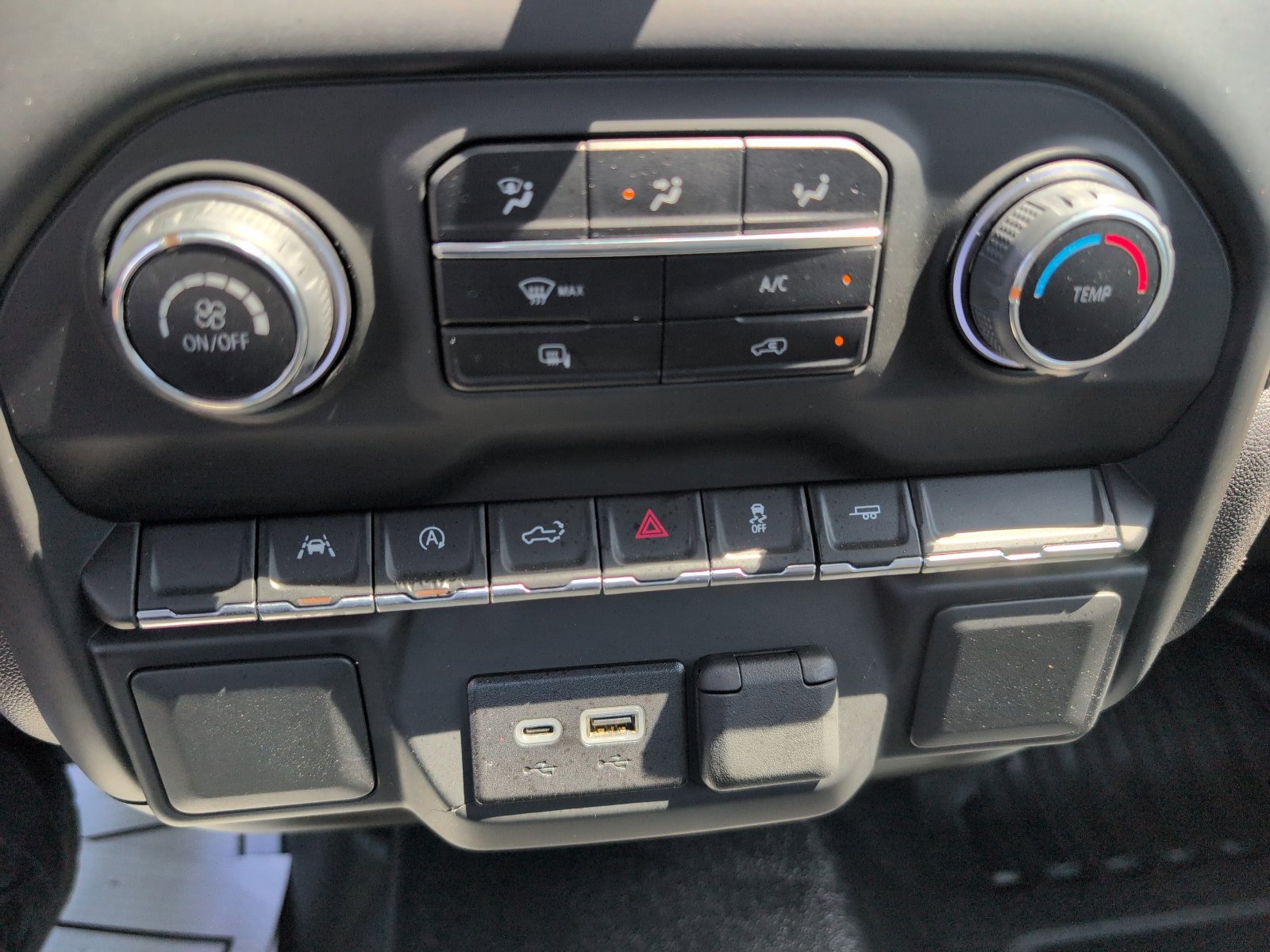 Used 2025 Chevrolet Silverado 1500 W/T RWD image 23