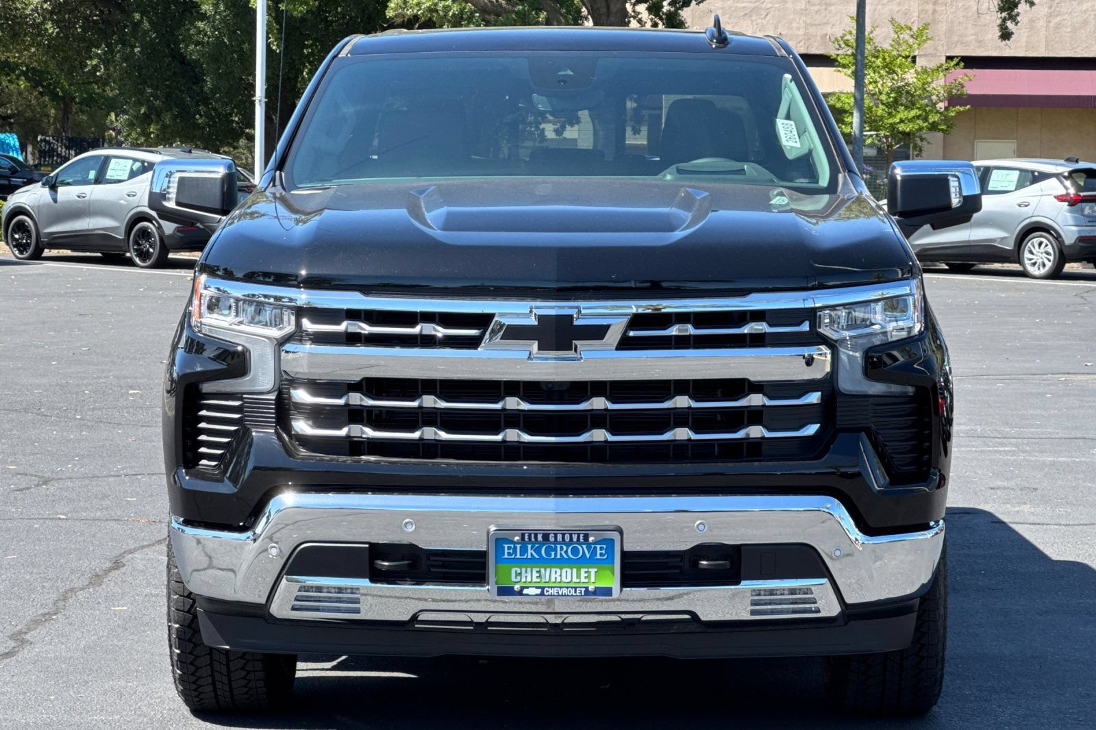 New 2026 Chevrolet Silverado 1500 LTZ w/ LTZ Premium Package AWD/4WD image 8