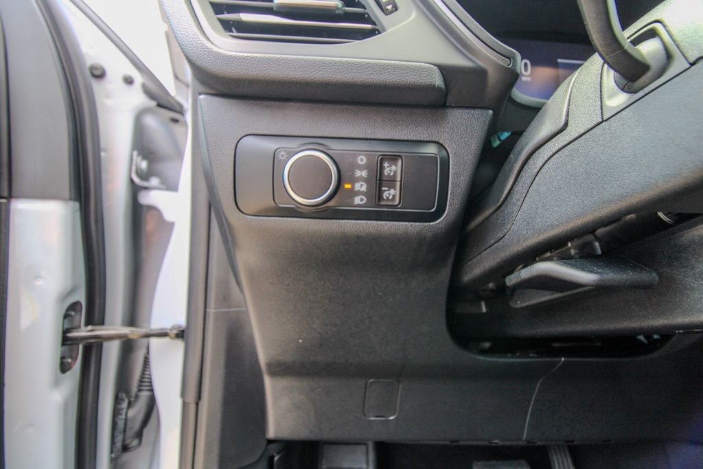 Used 2025 Ford Escape Active FWD image 18