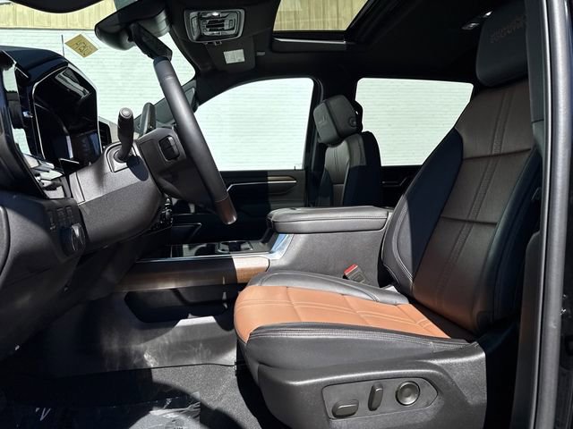 Certified 2025 Chevrolet Silverado 2500 High Country w/ Technology Package image 22