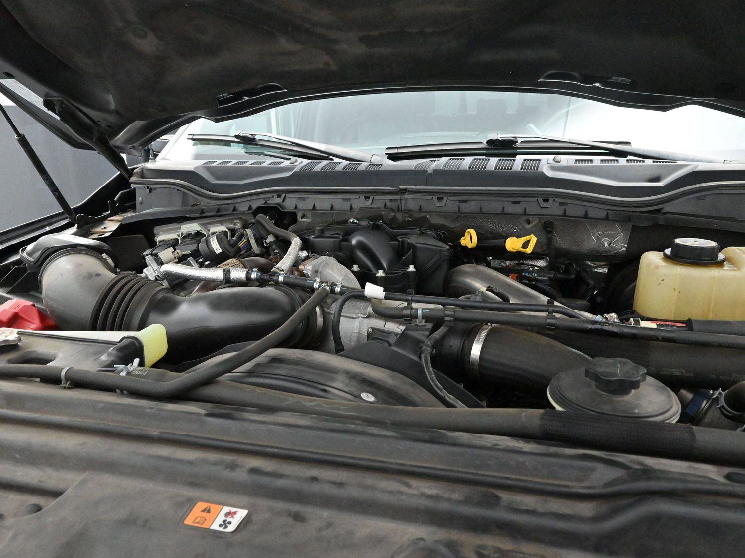 Used 2019 Ford F250 Lariat w/ Chrome Package image 36