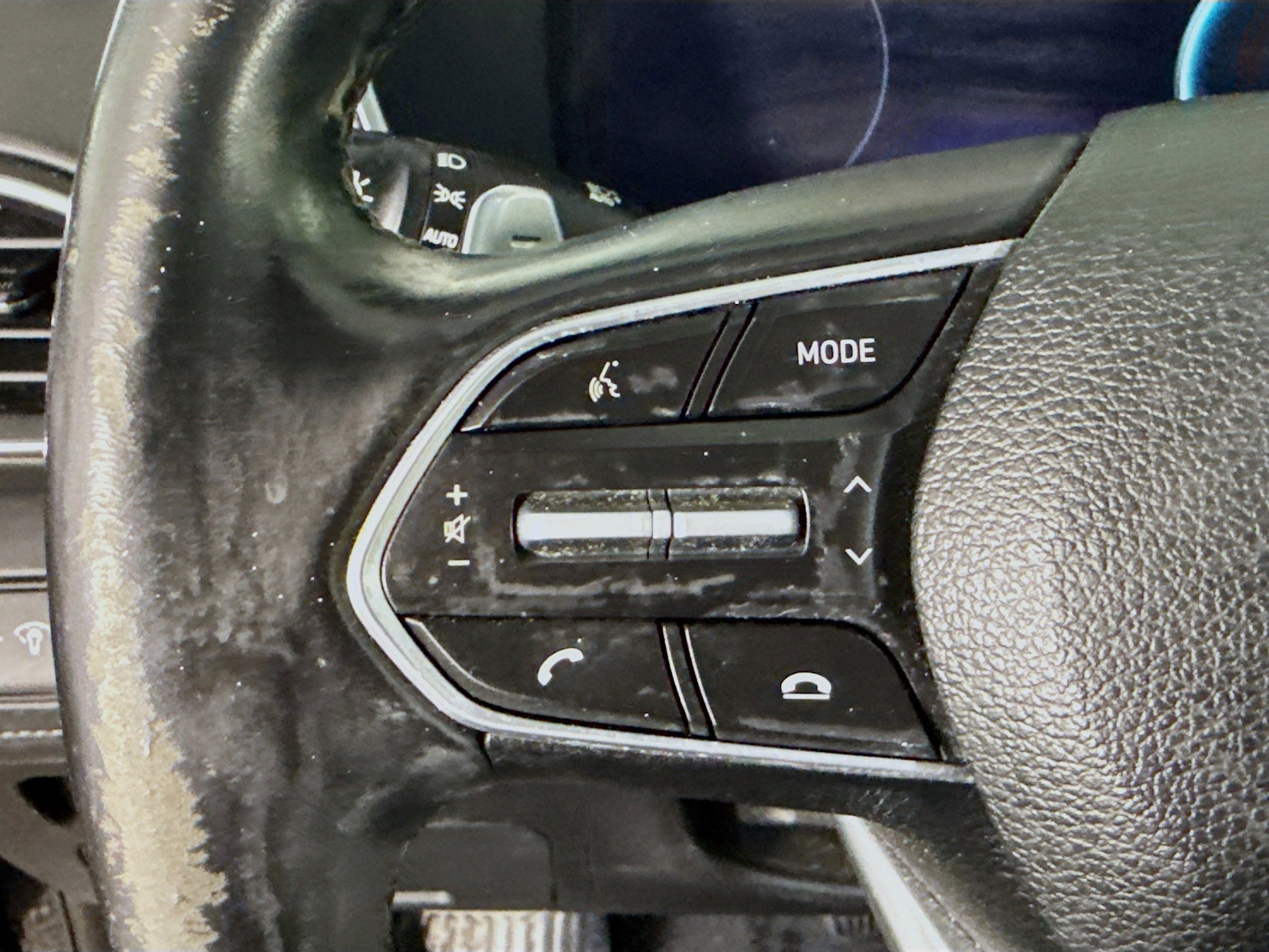 Used 2022 Hyundai Santa Fe Limited image 14