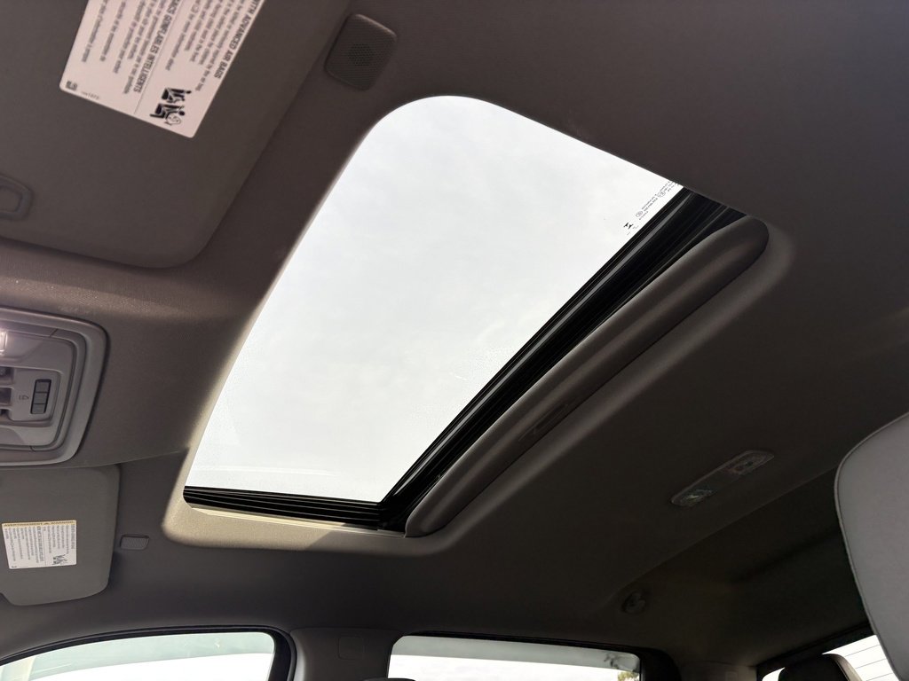 Used 2024 Chevrolet Silverado 1500 LTZ image 32