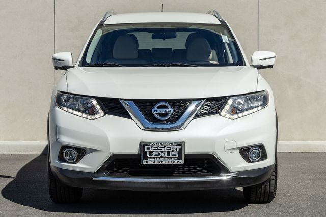 Used 2016 Nissan Rogue SL image 2