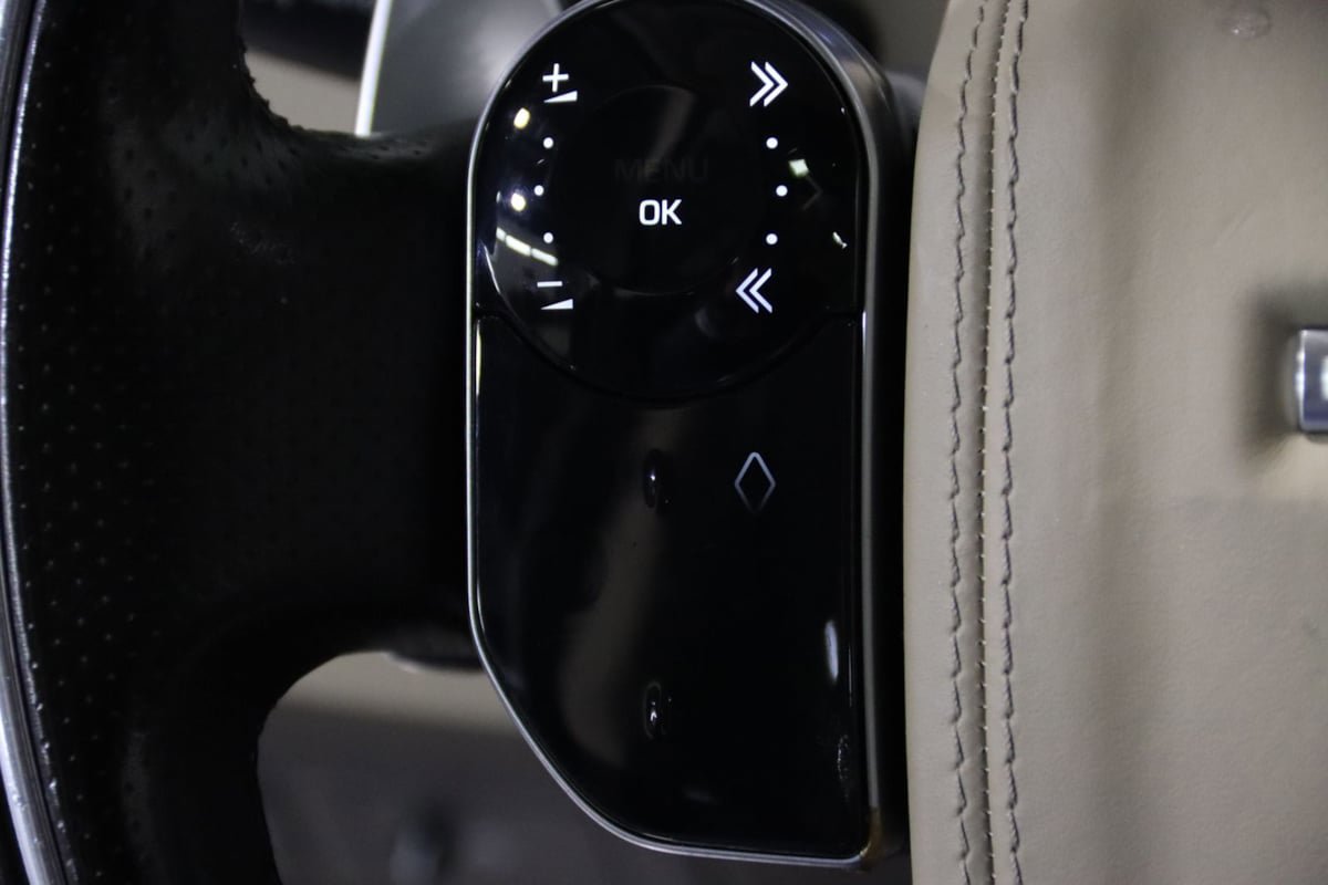 Used 2021 Land Rover Range Rover Sport HSE Silver Edition AWD/4WD image 18