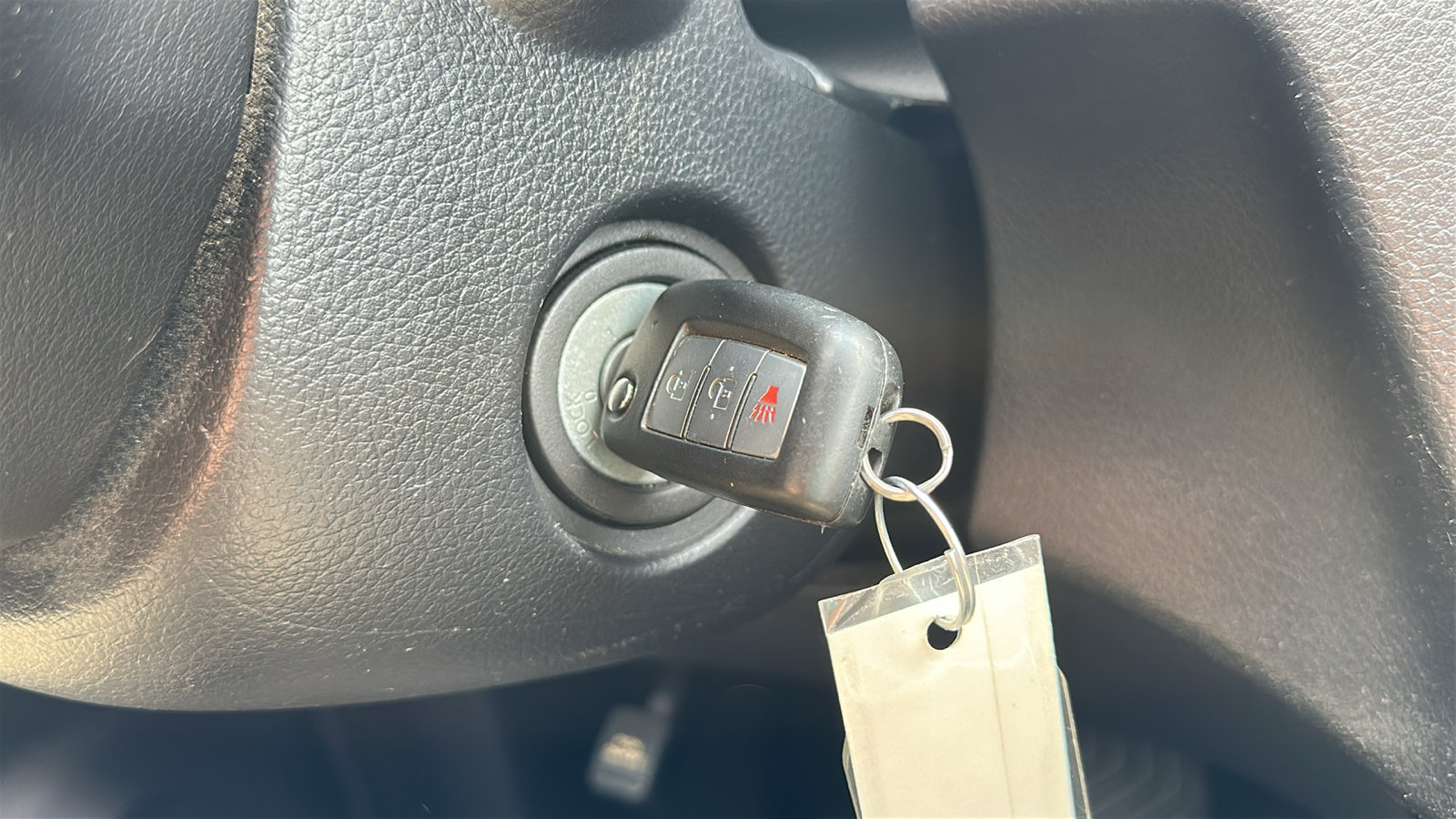 Used 2018 Nissan Rogue S AWD/4WD image 17