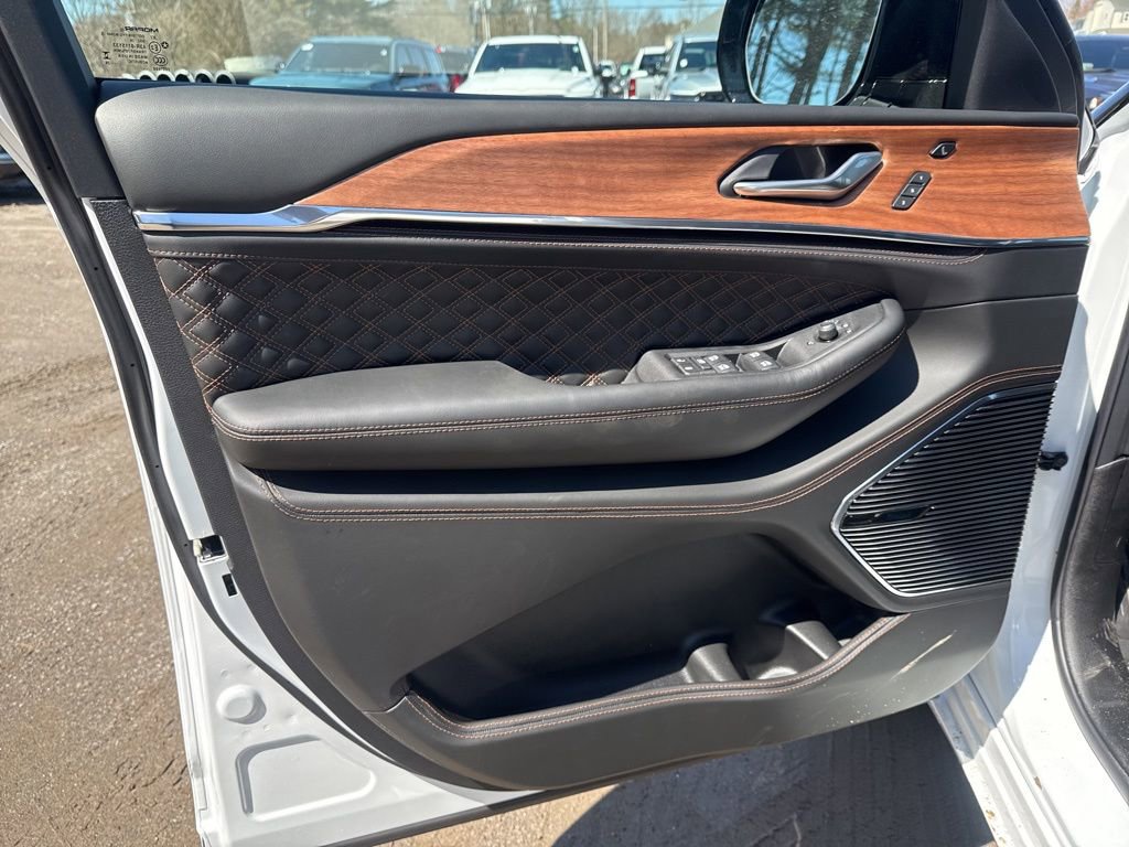 New 2026 Jeep Grand Cherokee L Summit image 20