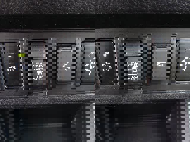 Used 2021 Toyota Tacoma TRD Off-Road w/ Technology Package image 33