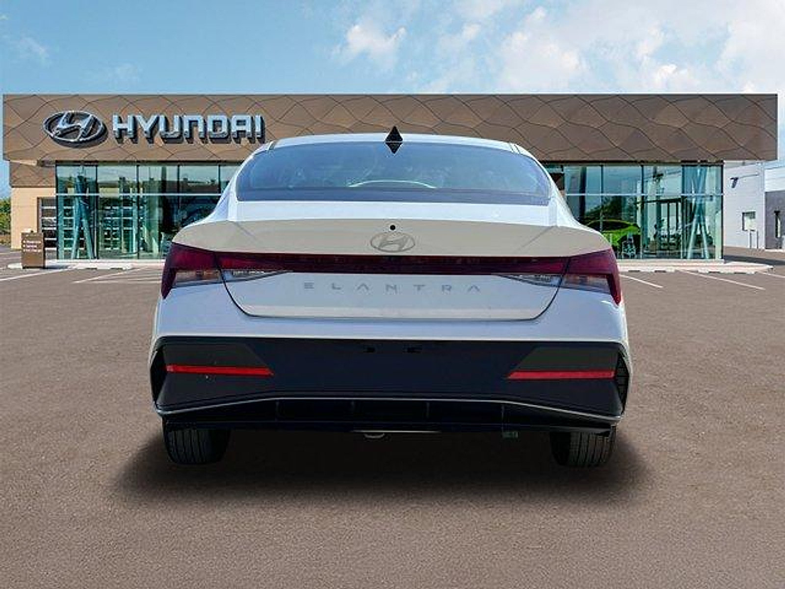 New 2025 Hyundai Elantra SE FWD image 6