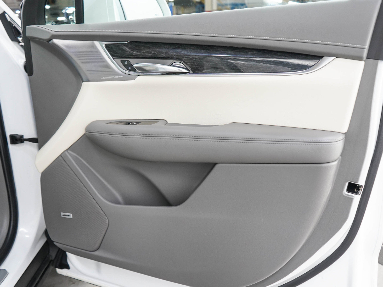 Used 2020 Cadillac XT6 Premium Luxury AWD/4WD image 9