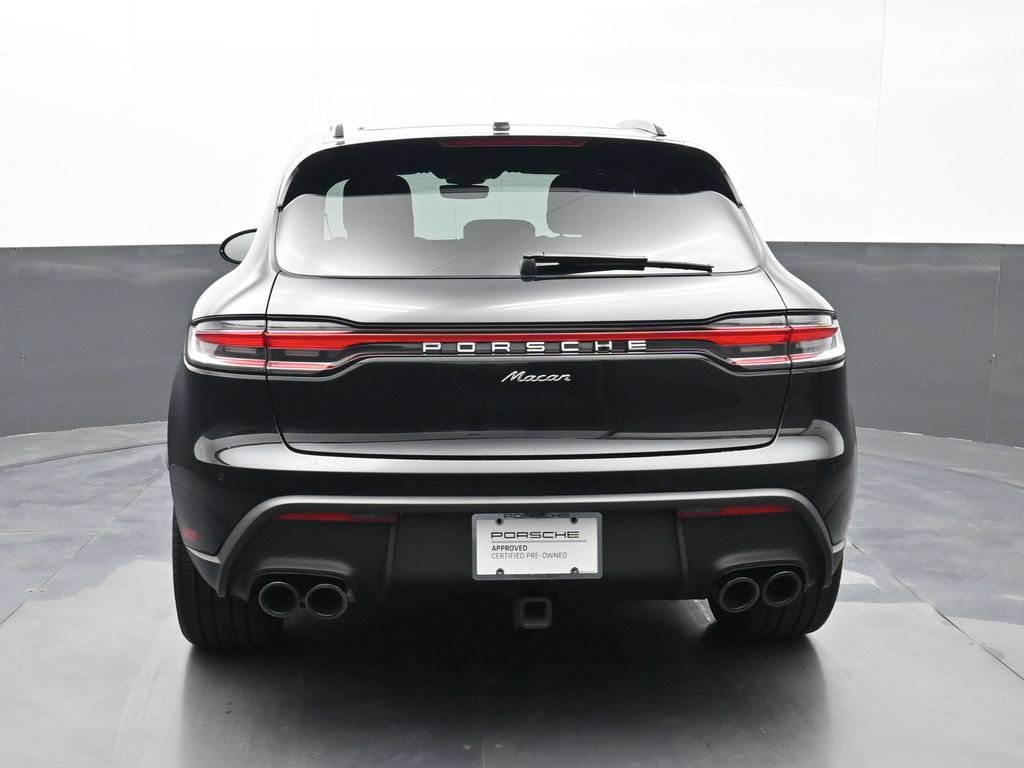 Certified 2025 Porsche Macan AWD/4WD image 22