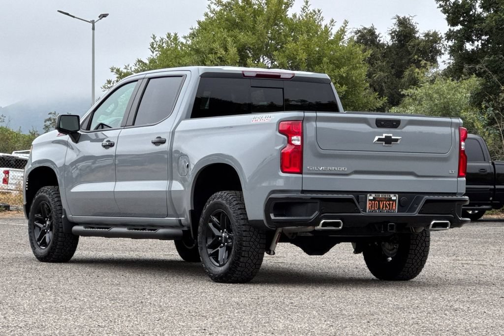 Used 2024 Chevrolet Silverado 1500 LT Trail Boss w/ LT Trail Boss Premium Package AWD/4WD image 6