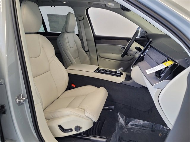 New 2026 Volvo XC90 B6 Ultra image 14