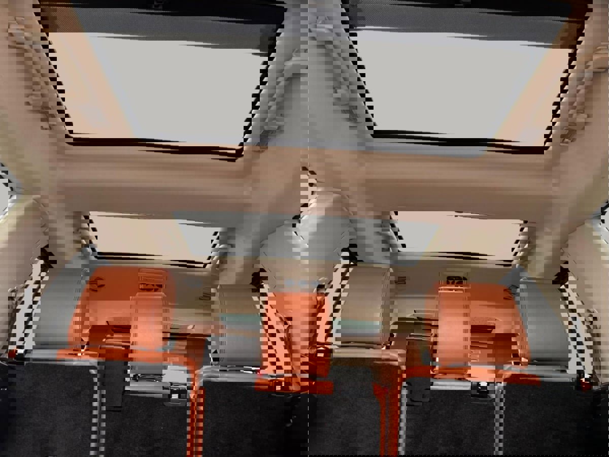 Used 2016 Land Rover LR4 HSE LUX image 20