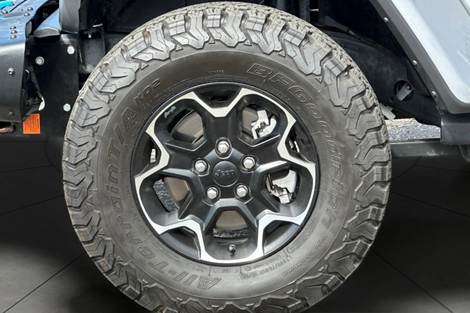 Used 2021 Jeep Wrangler Unlimited Rubicon 4xe w/ Steel Bumper Group AWD/4WD image 25