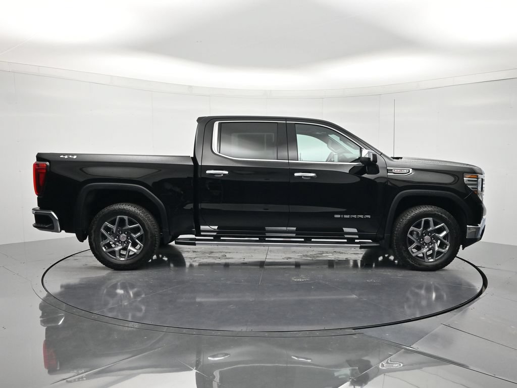 New 2026 GMC Sierra 1500 SLT w/ SLT Premium Package AWD/4WD image 4
