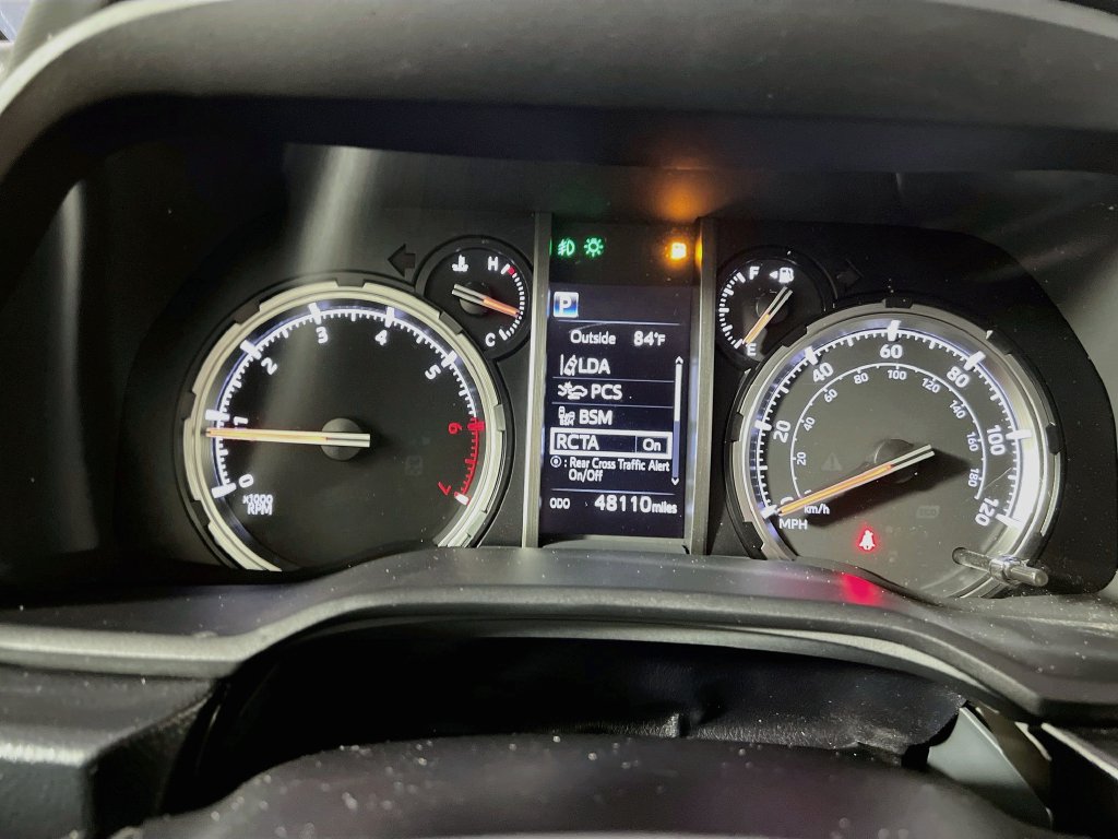 Used 2022 Toyota 4Runner Limited AWD/4WD image 18