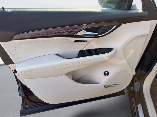 Used 2021 Buick Envision Avenir FWD image 17
