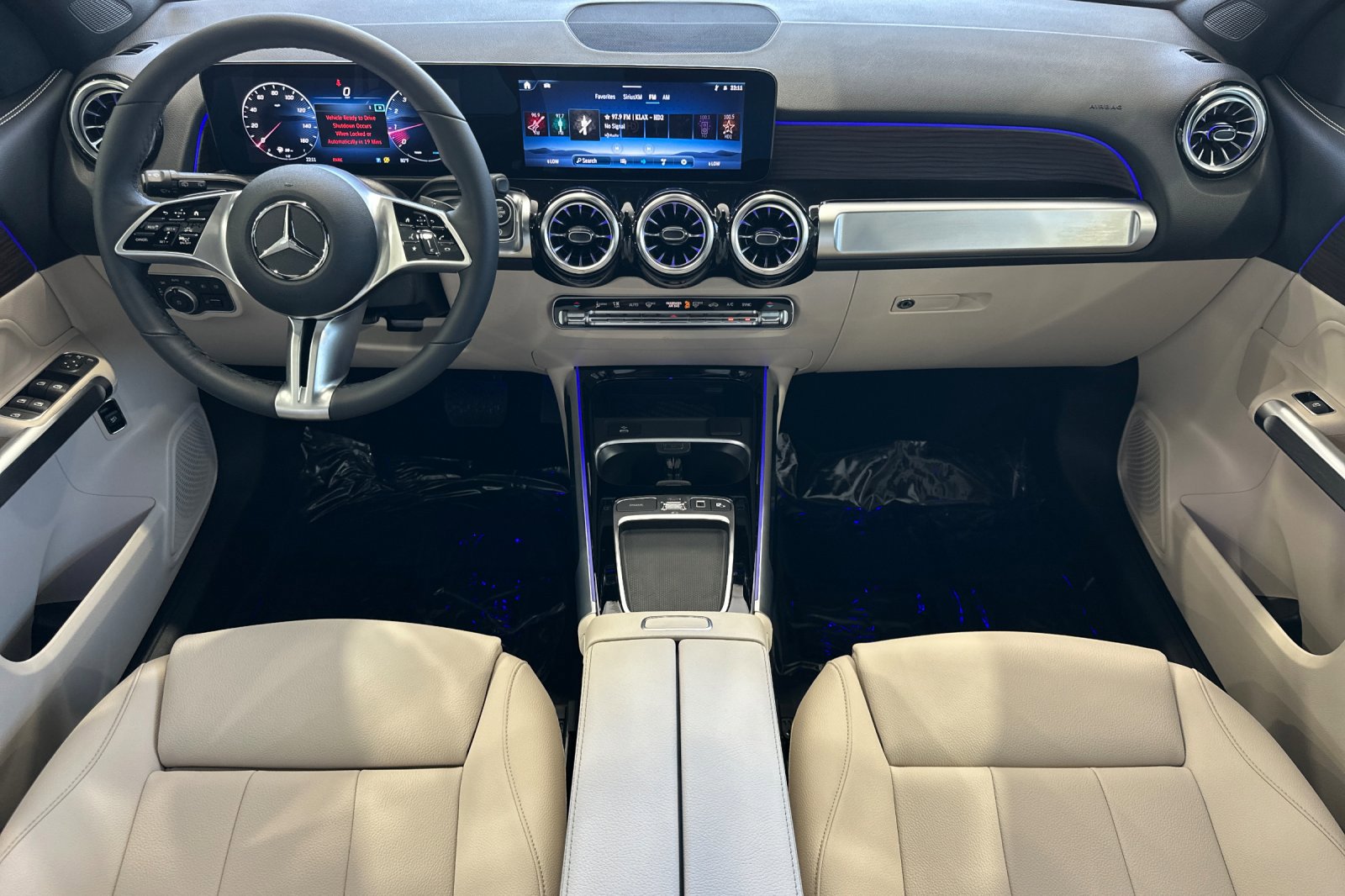 New 2025 Mercedes-Benz GLB 250 250 image 13